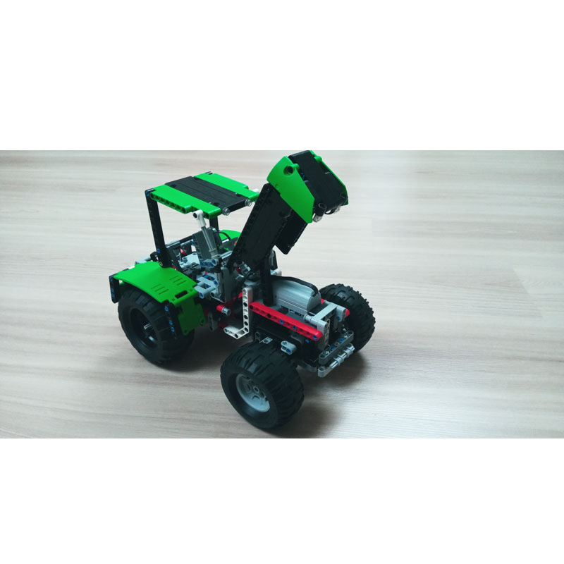 MOC-80667 Modello di Trattore  - Urban Farming Usa recensione e prezzo